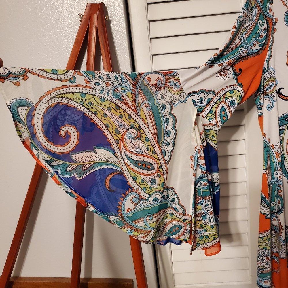 Dress - Picture 3 of 4